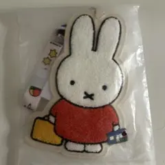 エポスカード入会特典　ミッフィーサガラ刺繍パスケース