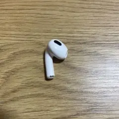Apple AirPods 第4世代 A3050 右耳 右 右側 - メルカリ