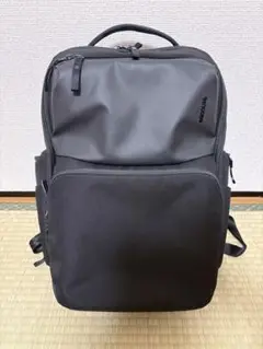 Incase A.R.C Commuter Pack 23L ブラック