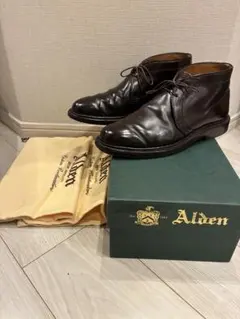 ALDEN. オールデン　1339 チャッカブーツ コードバン 6.5Dのサムネイル