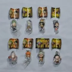 ☆ワンピースストラップ カプセル入り ガシャポン商品 (株)バンダイ 合計8体
