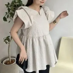 prose verse ハートネックバルーンスリーブペプラムブラウス