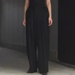 12本タックワイドパンツ