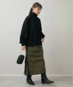 LUGIVa サイドファスナープリーツスカート