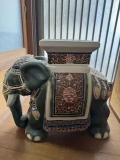 NARAI PHAND ベンジャロン焼き 象 置物 タイ伝統工芸品　箱入り NARAI PHAND ベンジャロン焼き 象 置物 タイ伝統工芸品 箱入り - メルカリ