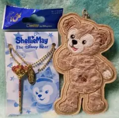 東京ディズニーシー★ダッフィー【バッジ】シェリーメイ【ネックレス】