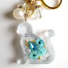 専用商品K-10405 ぐで猫チャーム(琉球ガラス オーロラバブルビーズ) K-10405 ぐで猫チャーム(あじさい琉球ガラス オーロラバブルビーズ