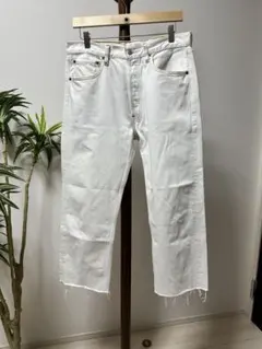 Levi’s リーバイス ホワイトデニム W32 ボタンフライ 白デニムのサムネイル
