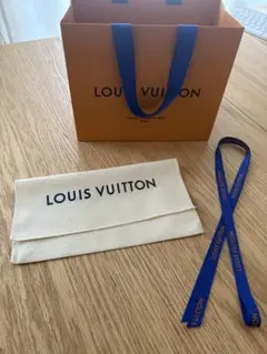 LOUIS VUITTON ショップ袋・布袋・リボンセット