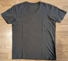 ユニクロ メンズ Vネック 半袖 Tシャツ ダークグリーン Mサイズ 夏服