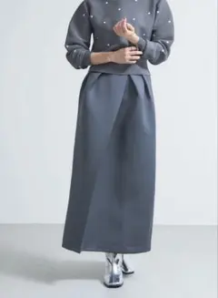 【未使用】　&. NOSTALGIA タックデザインサテンストレートスカート