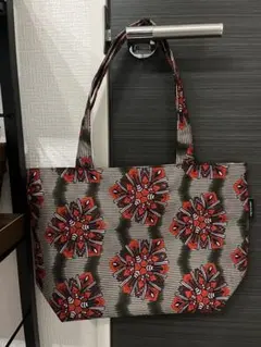 Item thumbnail for item 42713fb7-4f3b-44e4-8fae-ce10bab1f4dd