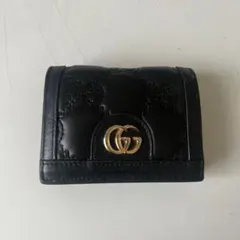 GUCCI GG マトラッセ 二つ折り財布 ブラックのサムネイル