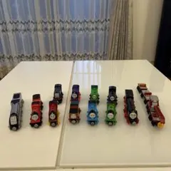 大幅値下げ！！ きかんしゃトーマス　木製シリーズレールケースセット