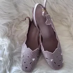 ✨新品✨未使用✨ GRLグレイル 花柄カッティング&パール　スクエアトゥパンプスのサムネイル