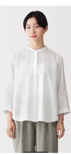 新品タグ付き！ 無印良品のリネン洗いざらし七分袖ブラウスです♪ Mサイズ