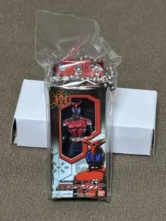 仮面ライダーカブト ソフビパッケージチャーム＆チョコスナック