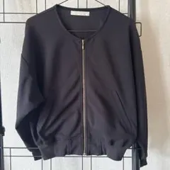 ブラック ジップアップブルゾン