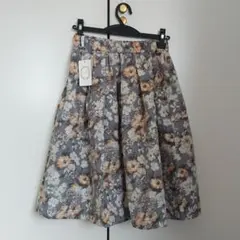 テチチ花柄スカート