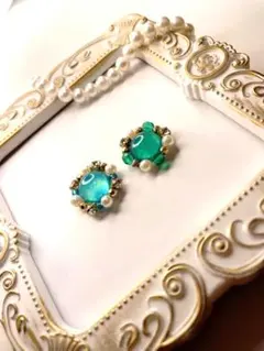 新緑の乙女の耳飾り