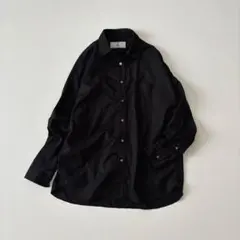 極美品 カレンソロジー ＆RC 刺繍オーバーサイズ ビッグシャツ 黒 日本製のサムネイル