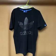 K*a様 adidas ブラック Tシャツ