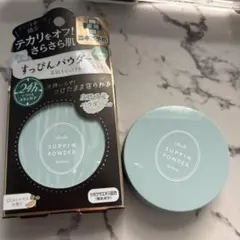 クラブ すっぴんパウダー 薬用 アクネケア ニキビ予防 パフ付き 一個