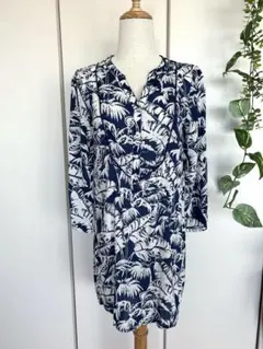 H&M L.O.G.G. ボタニカル柄 チュニック ネイビーのサムネイル