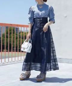 マジェスティックレゴン　バックレースアップフレアスカート