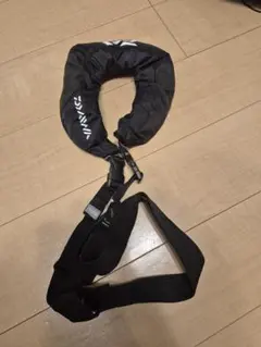 ダイワ SALTIGA ライフジャケット 膨張式 BJ-1700 自動膨張式ライフジャケット 首掛け型 BJ-1700 東洋物産｜ネオネット