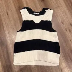 ZARA 黒と白のストライプ ニットベスト EUR S