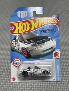 HotWheels ‘91 MAZDA MX-5 MIATAのサムネイル