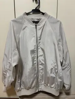 ホワイト ナイロンジャケット Mサイズ