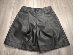 美品✨　レザーショートパンツ　90㌢
