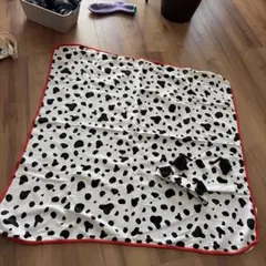 ディズニー　１０１匹わんちゃん　ベビー帽子　ヘアバンド　膝掛けセット