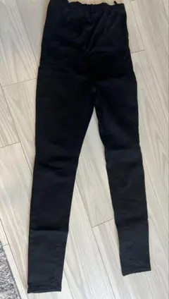 ウルトラストレッチ　マタニティジーンズ　UNIQLO