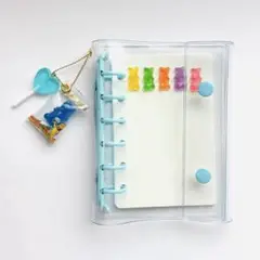 no84 A7透明フォルダシール帳 チャーム&ぷくぷくクマグミシール&台紙セット