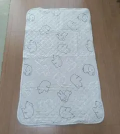 西川　ミッフィー　冷感敷きパッド