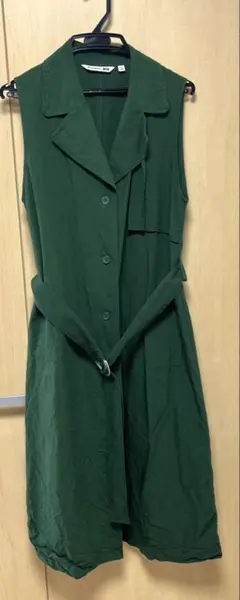 UNIQLO JW ANDERSON グリーン ベスト・ジレ　Lサイズ