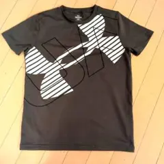 Under Armour グレー Tシャツ