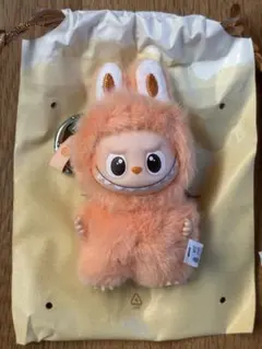 POP MART ラブブ イニシャルキーホルダー　【J】