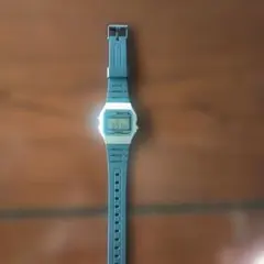 CASIO F-91W デジタル腕時計