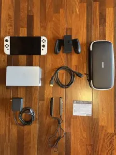 Nintendo Switch(有機ELモデル)ケース付き