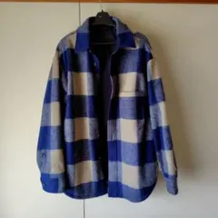 フリースシャツ