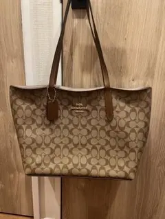 COACH シグネチャー トートバッグ ブラウンのサムネイル