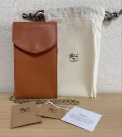 イルビゾンテ レザースマホショルダー　チェーンショルダー