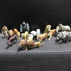動物フィギュアセット １６体