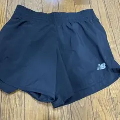 New Balance ブラックショーツ Mサイズ