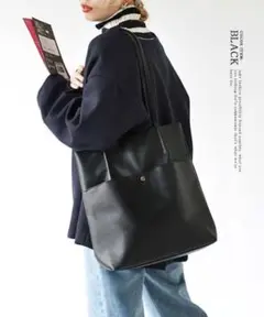 タックデザインショルダートートバッグ