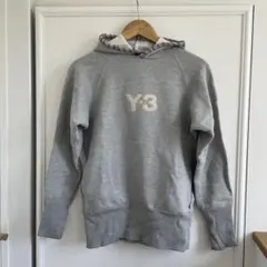 【Y-3 ワイスリー】　メンズXS グレー　スウェットのサムネイル